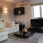 Apartman Sky *