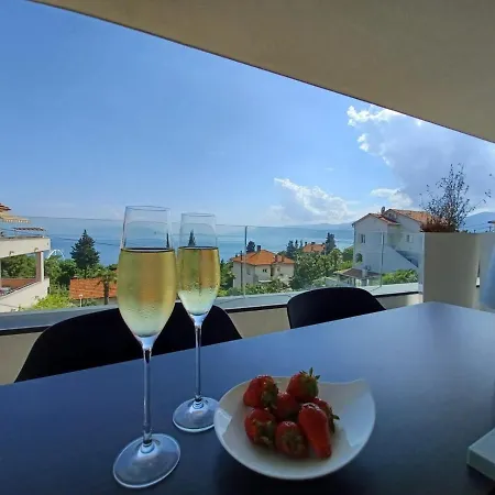 Sky Apartment *