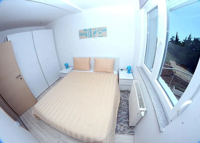 Apartment Sky